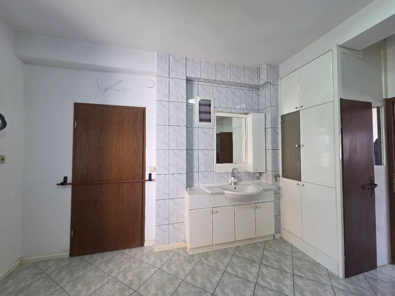 Деловен простор 44 m² за наем - фотографија 6