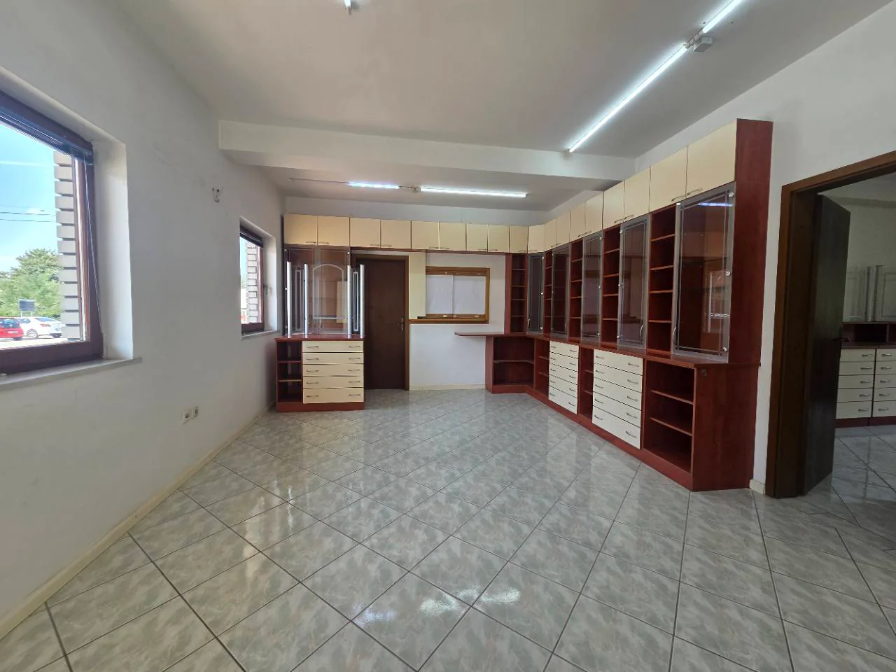 Деловен простор 44 m² за наем - фотографија 7