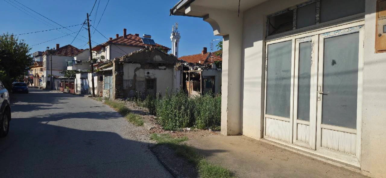 Урбано земјиште 173 m² во центар - фотографија 2